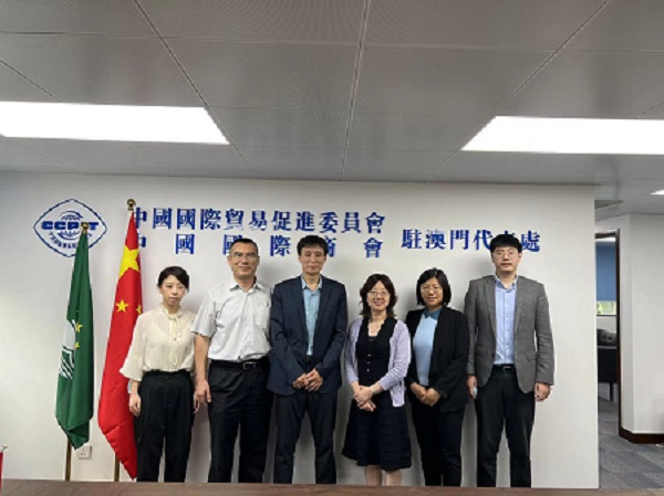 貿易處拜訪.jpg